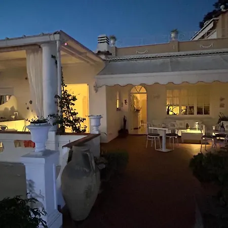 Bed & Breakfast Cristina 4*