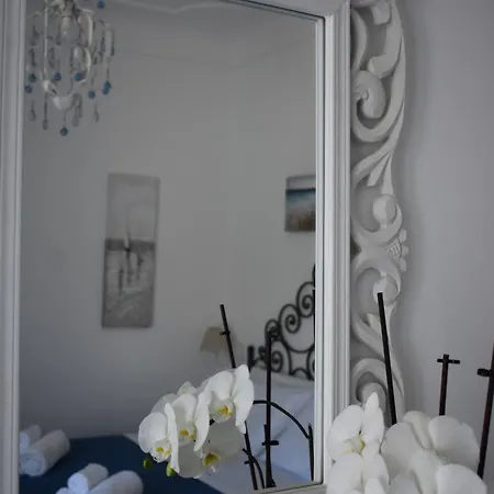 Cristina Bed & Breakfast 4*